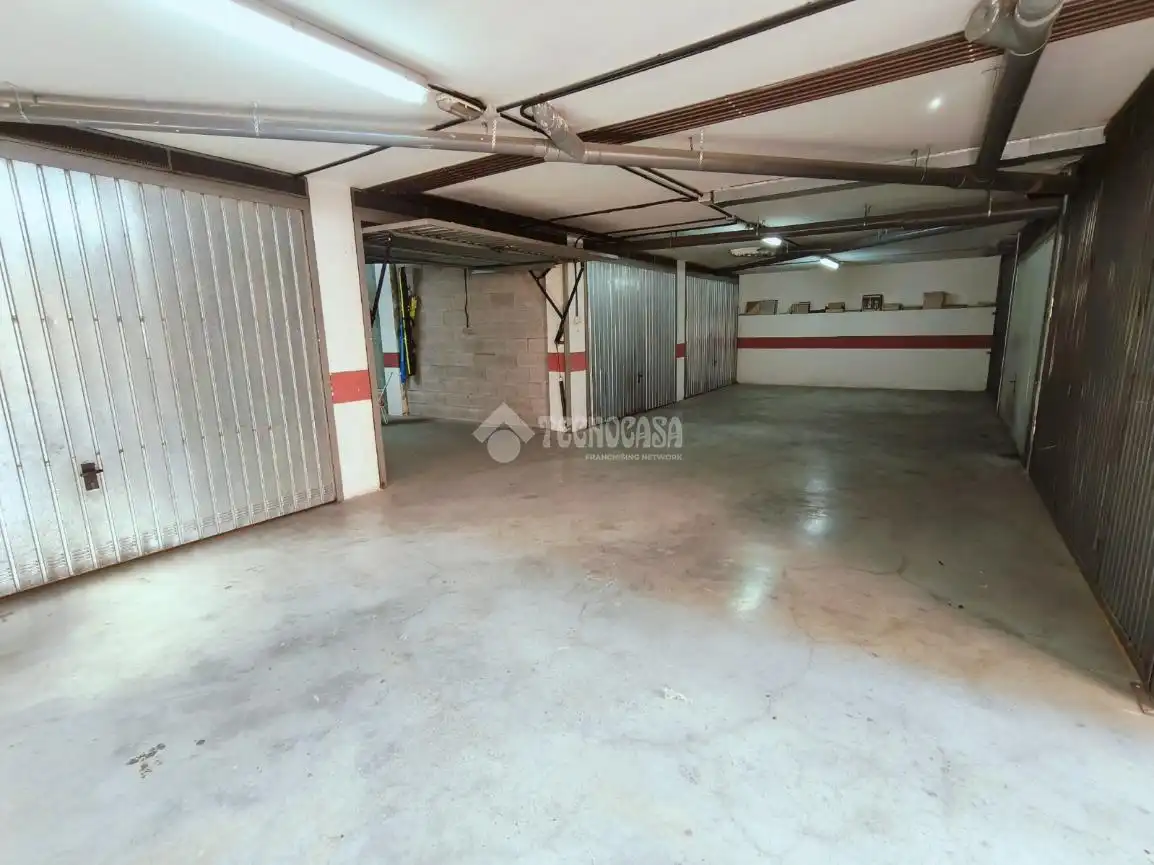 Garaje en venta en Armilla