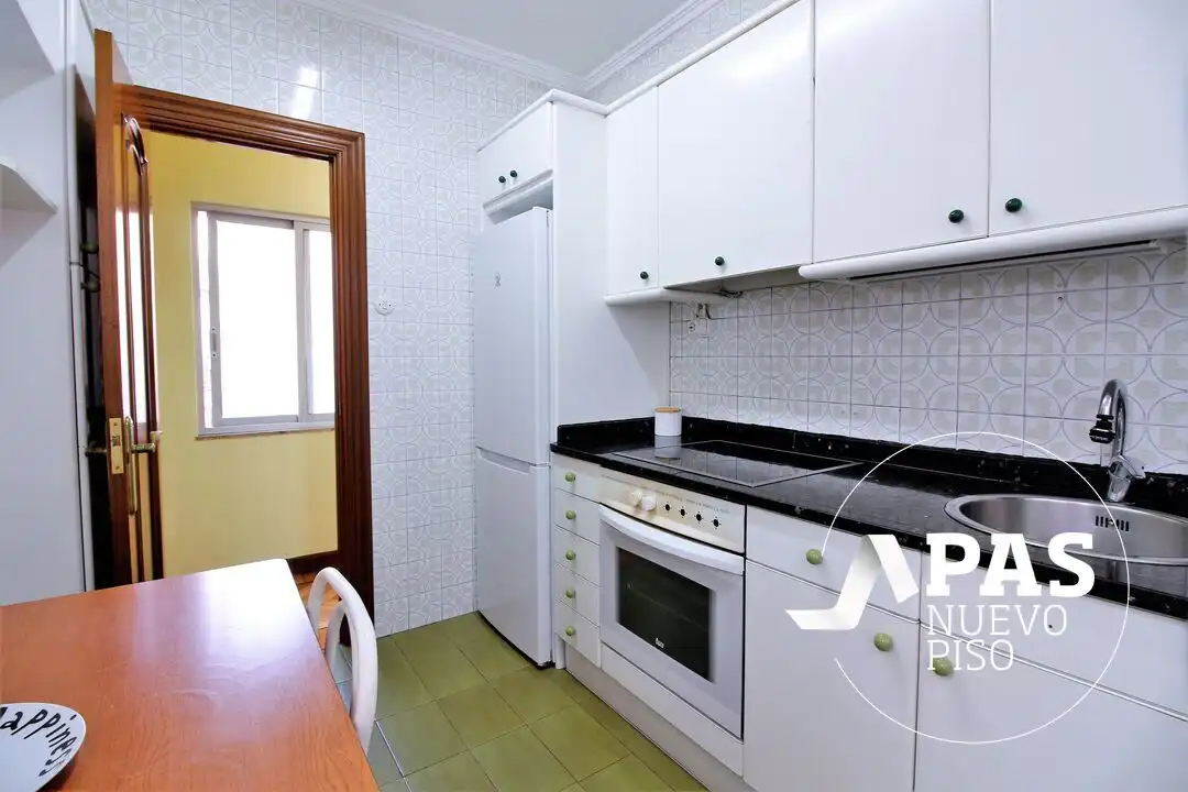 Kitchen of Flat for sale in Santander  with Heating and Furnished