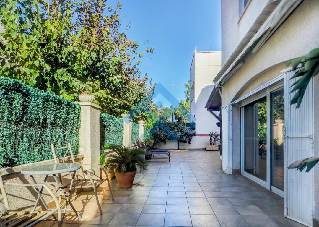 Jardín de Casa o chalet en venta en Vilanova i la Geltrú con Calefacción