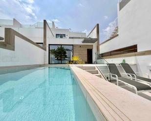 Vista exterior de Casa o xalet de lloguer en Benijófar amb Aire condicionat, Calefacció i Terrassa