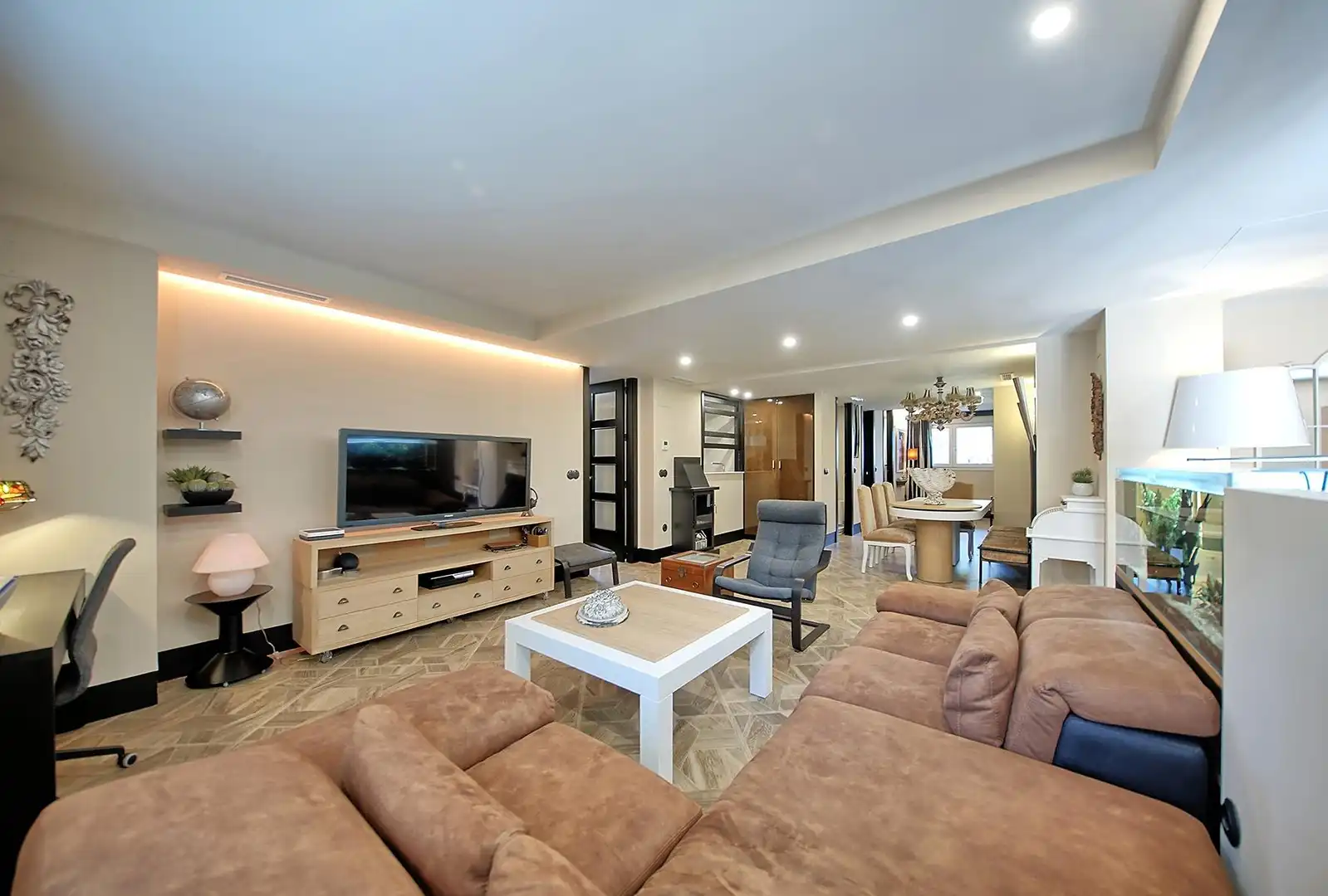 Living room of Ground floor for sale in Valencia  with Air Conditioner, Heating and Alarm