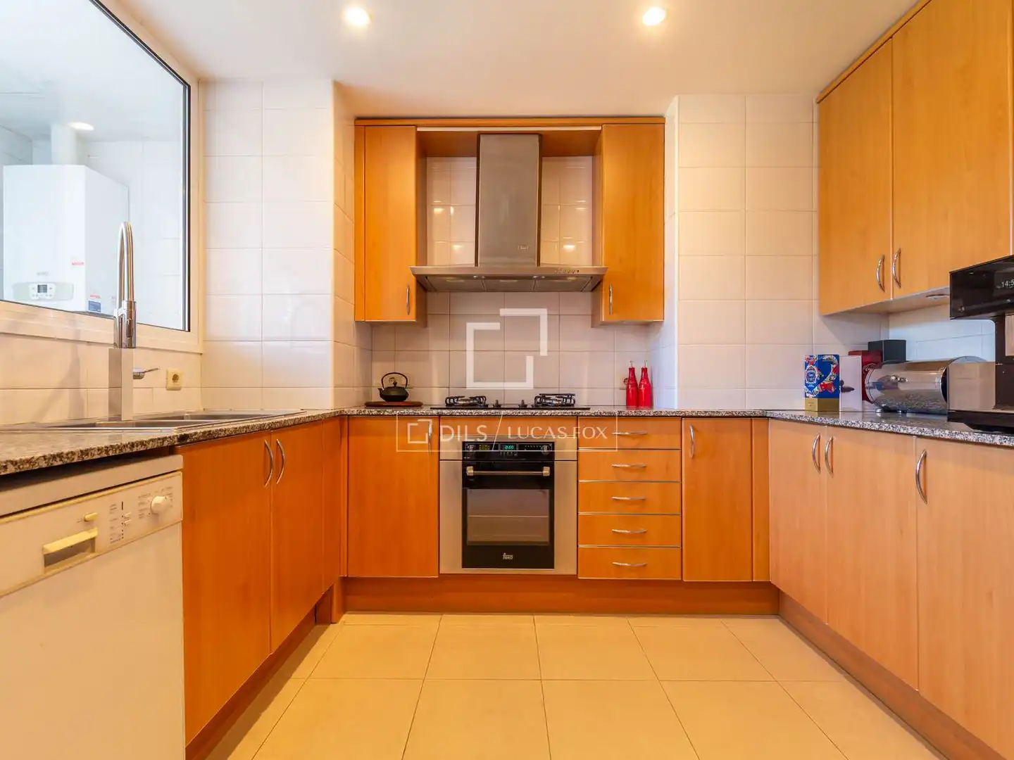 Kitchen of Flat for sale in Esplugues de Llobregat  with Air Conditioner, Heating and Private garden