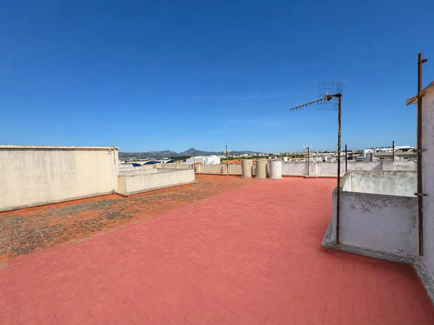 Terrassa de Pis en venda en Piles amb Balcó