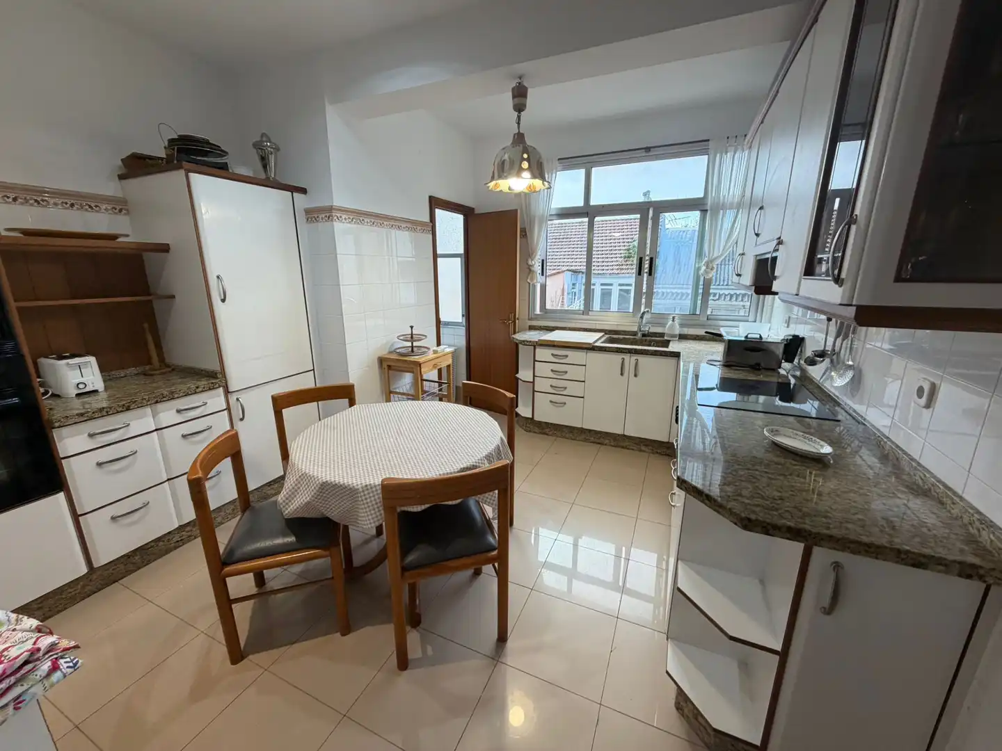 Kitchen of Flat for rent in Ferrol  with Heating, Furnished and Washing machine