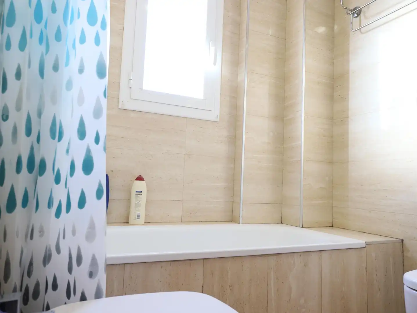 Baño de Piso en venta en Esplugues de Llobregat con Aire acondicionado, Calefacción y Terraza