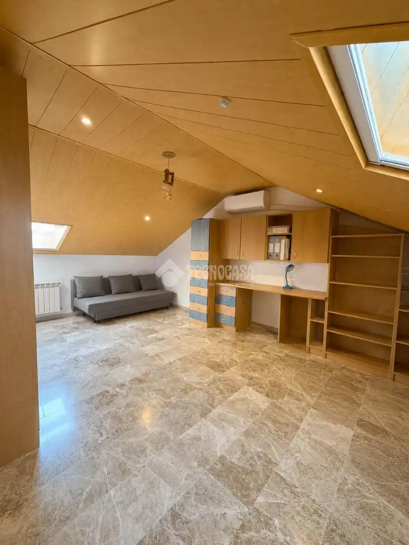 Casa aparellada amb piscina en venda a Altos del Olivar - El Caracol, imagen 39