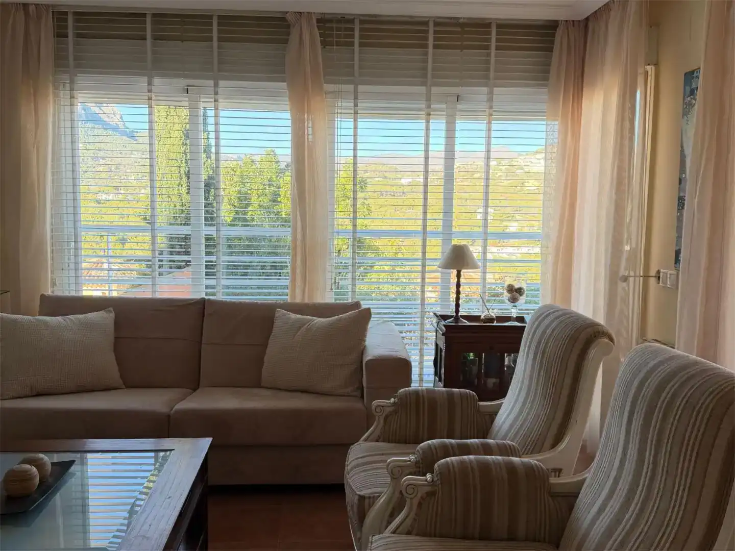 Sala d'estar de Casa o xalet en venda en Calpe / Calp amb Aire condicionat, Piscina i Balcó