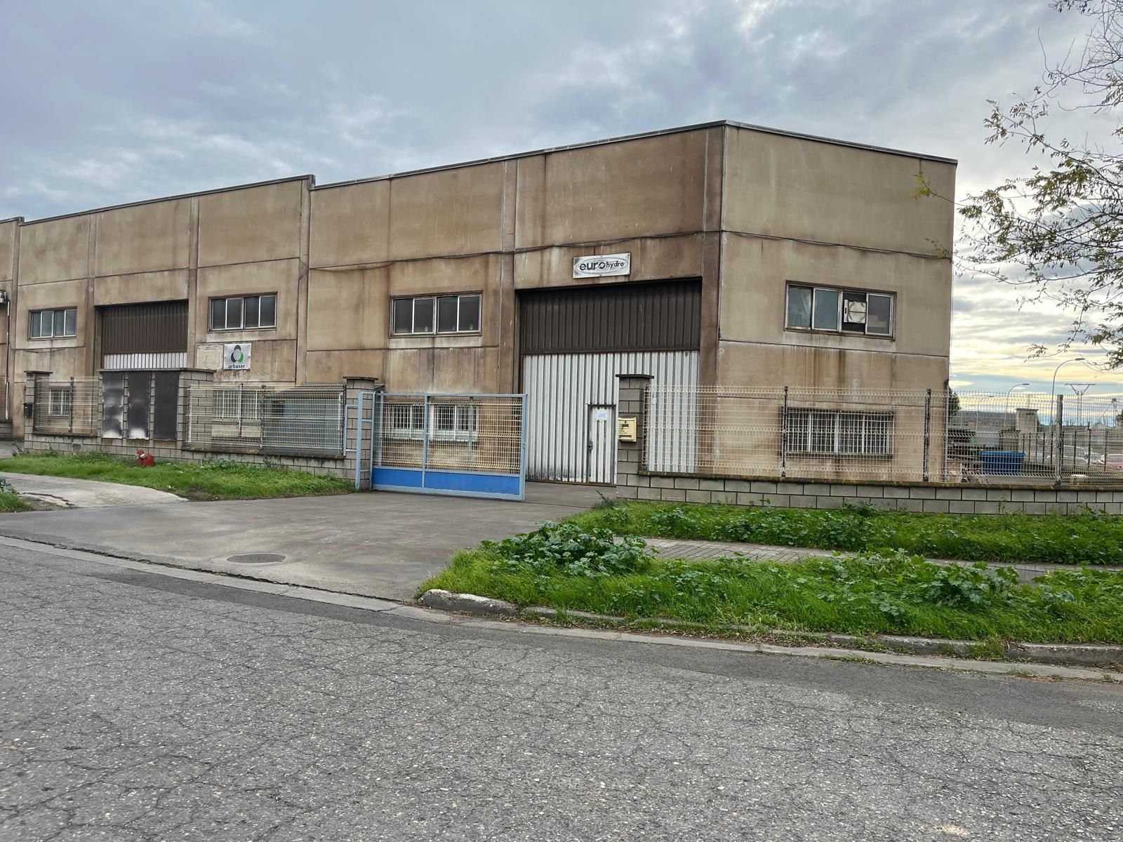 Exterior view of Industrial buildings for sale in Vilafant