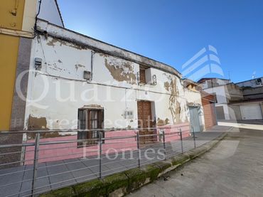 Casa rústica en venda a Orellana la Vieja