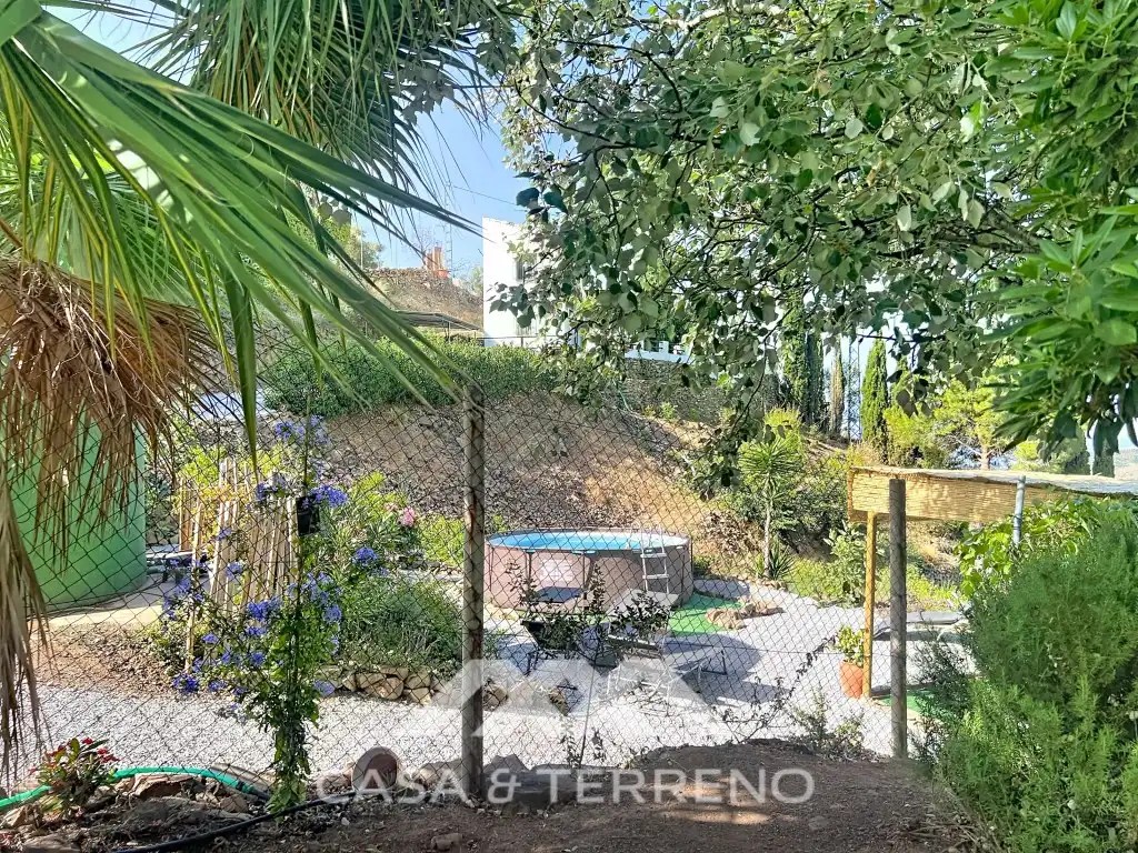 Houses for sale in Diseminados Benamayor, Cómpeta