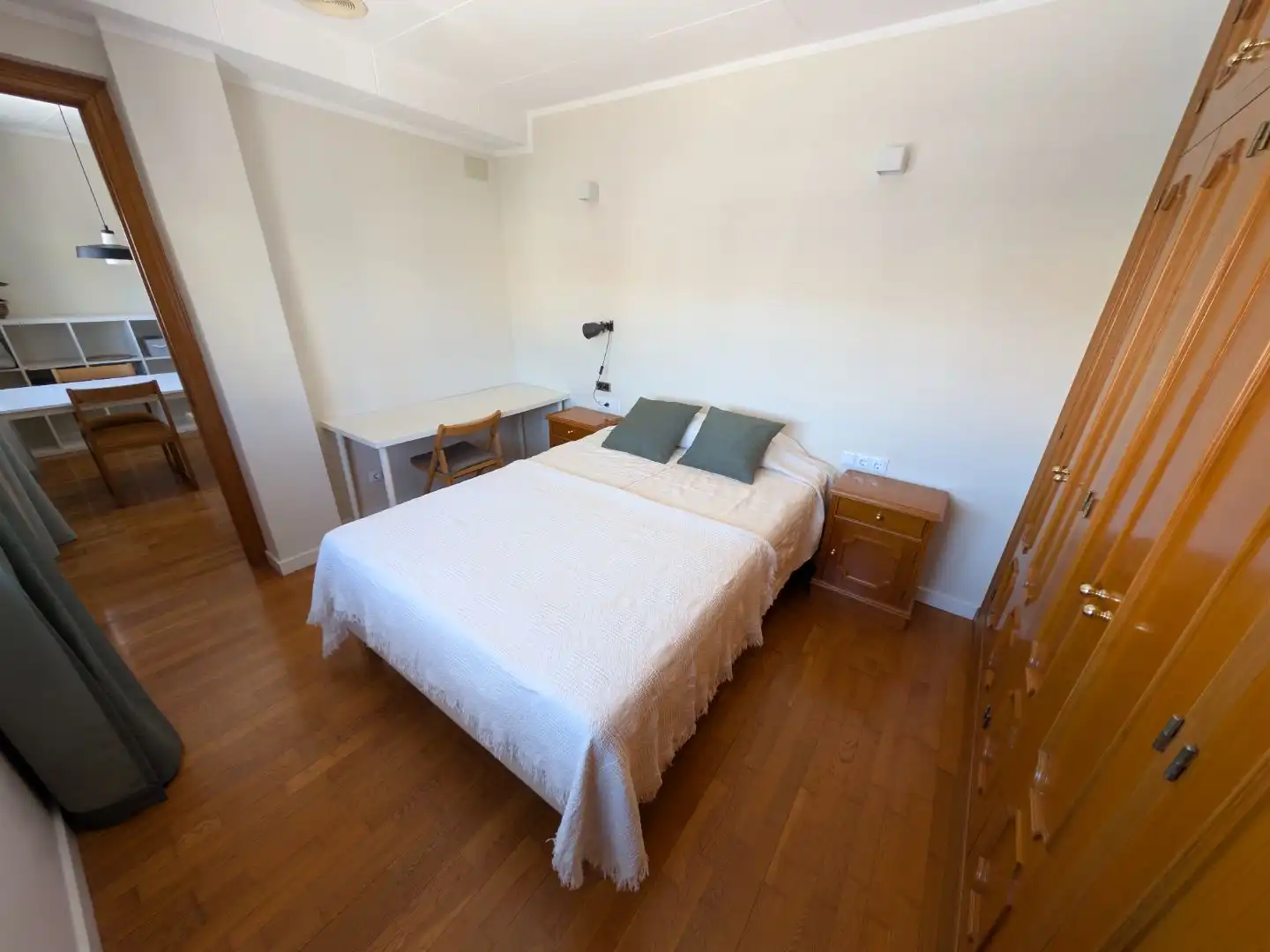 Flat for sale in Carrer de Sant Ermengol 0, imagen 7