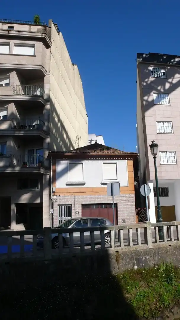 Grundstücke und Bauplätze zum Verkauf in Paseo Paseo de la Xunqueira