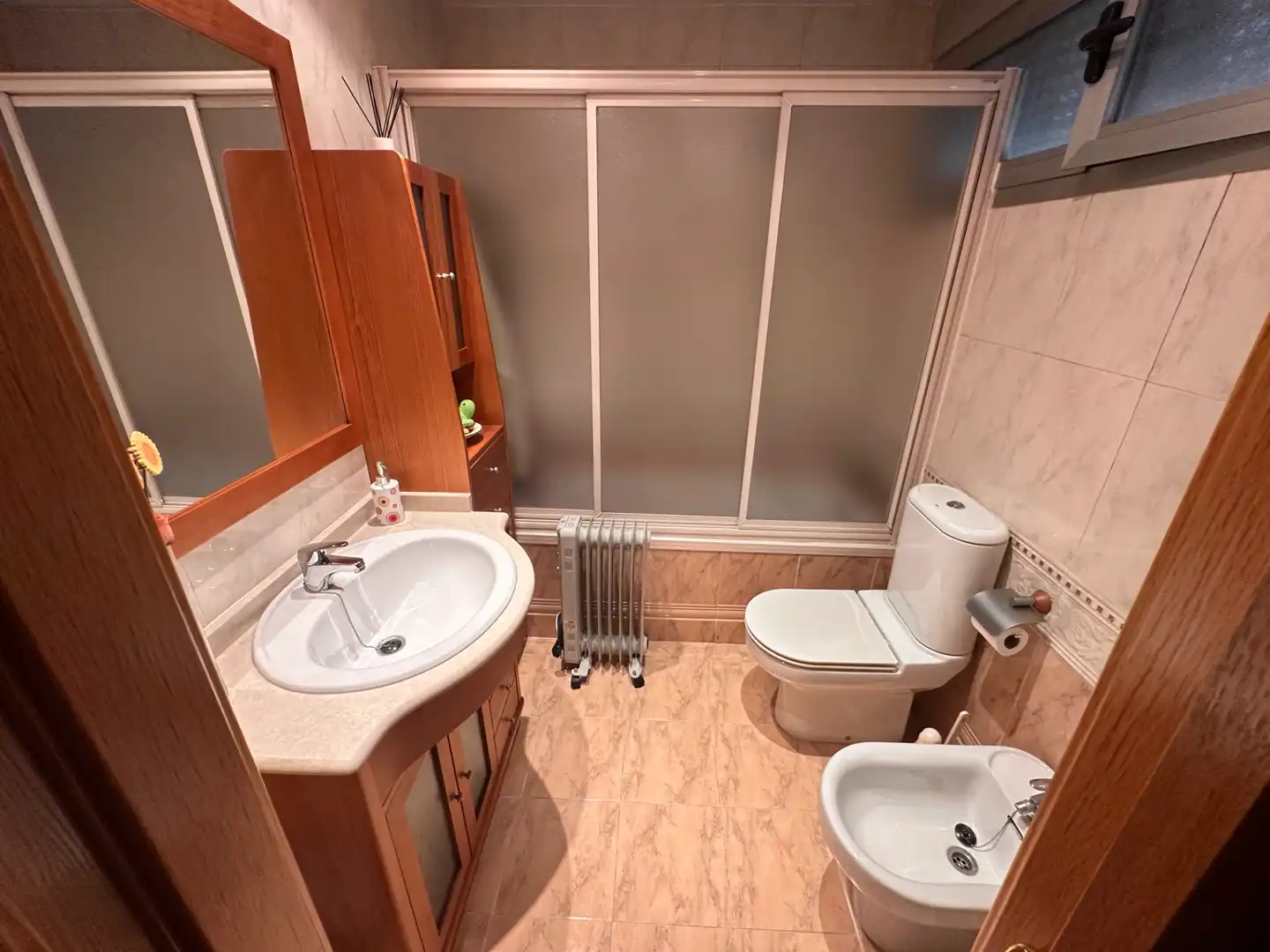 Badezimmer von Haus oder Chalet zum Verkauf in Cuenca mit Heizung, Terrasse und Möbliert