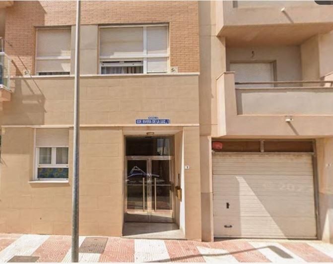 Vista exterior de Piso en venta en Roquetas de Mar