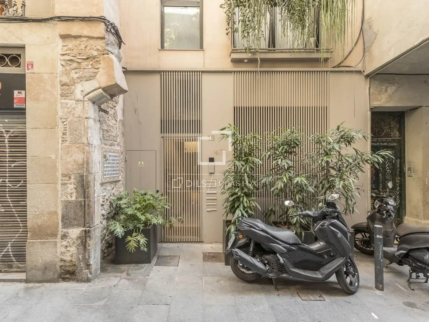 Vista exterior de Pis en venda en Barcelona amb Aire condicionat, Calefacció i Parquet