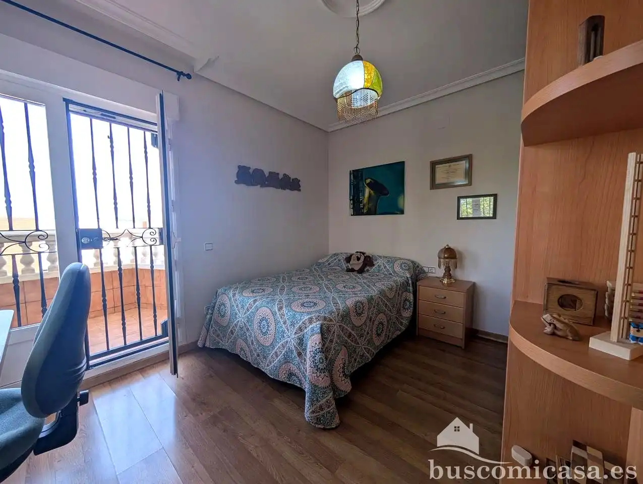 Dormitori de Casa o xalet en venda en Linares amb Aire condicionat, Calefacció i Jardí privat