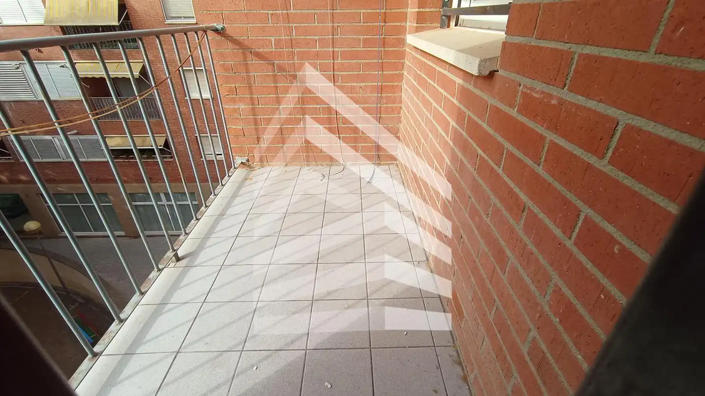 Terrassa de Pis en venda en Piera amb Traster i Balcó