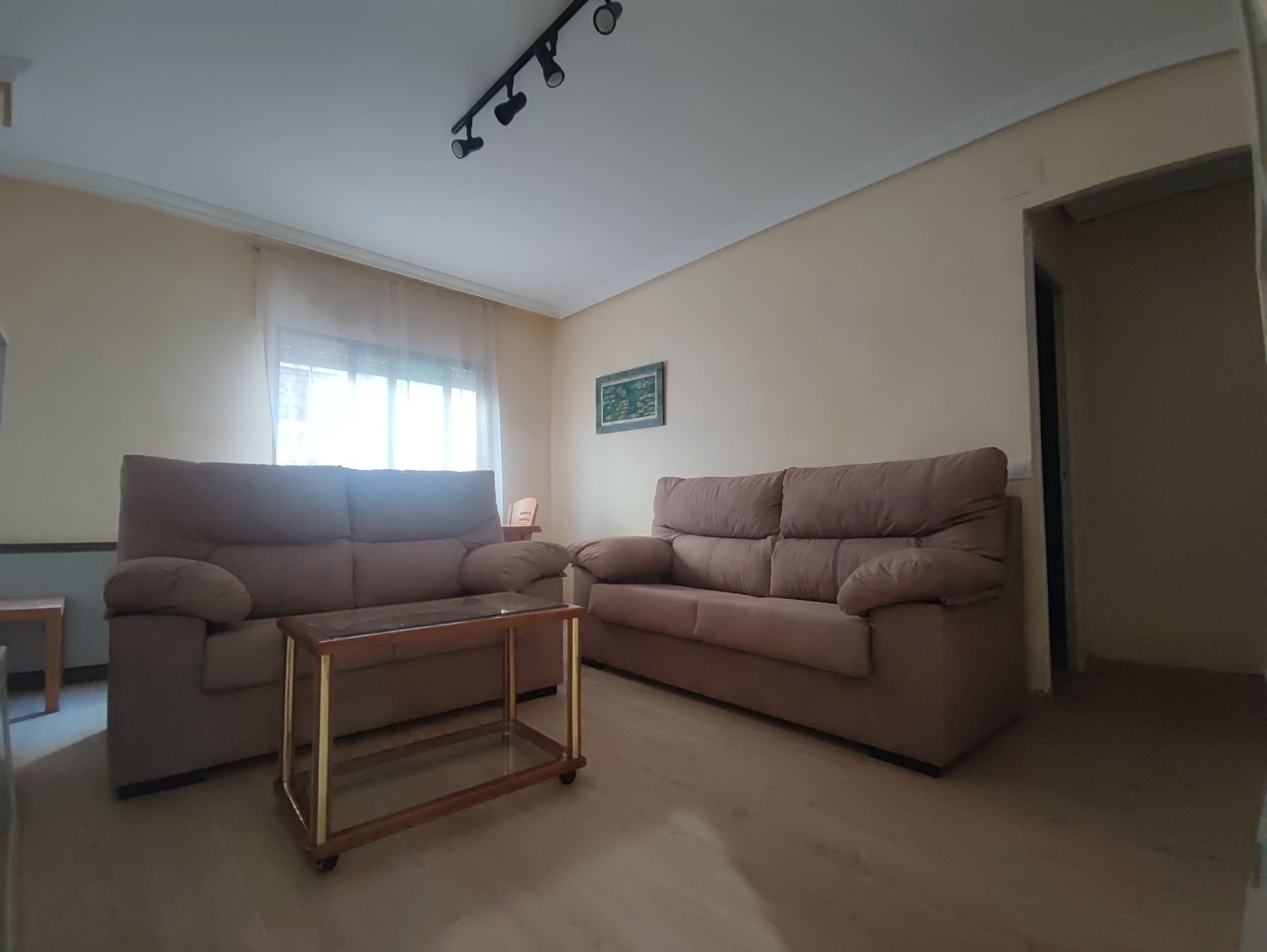 Sala de estar de Apartamento de alquiler en Ciudad Real Capital con Aire acondicionado, Calefacción y Amueblado