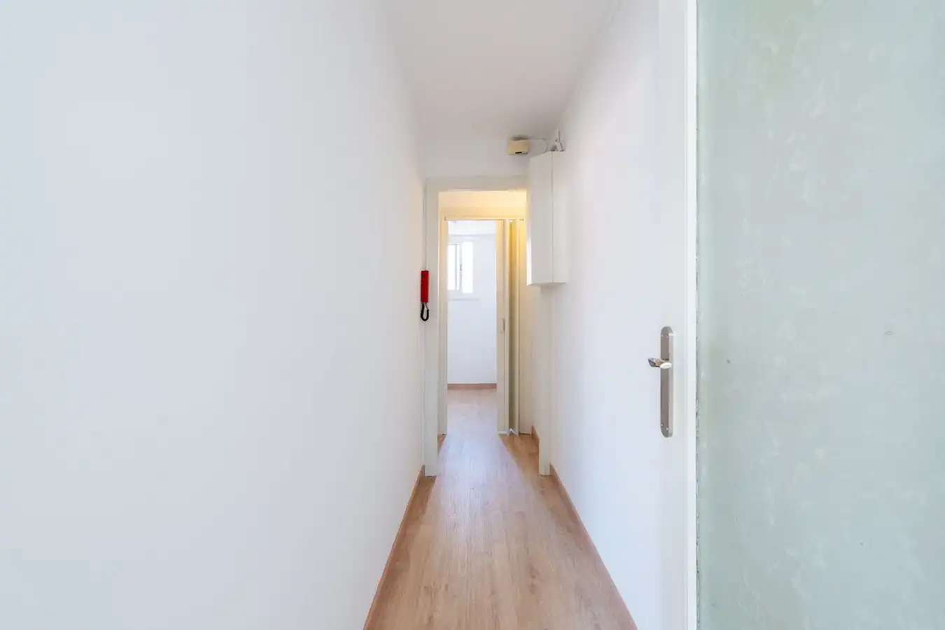 Flat for sale in Barcelona  with Air Conditioner and Heating