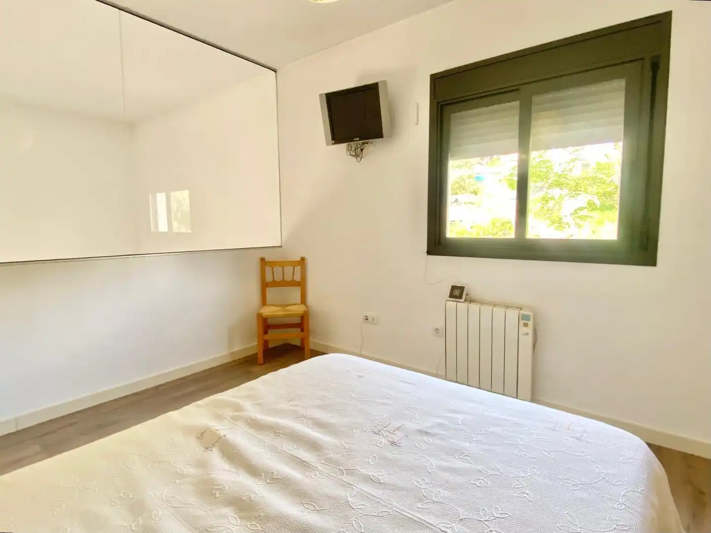 Dormitori de Casa o xalet en venda en Cunit amb Calefacció, Jardí privat i Terrassa