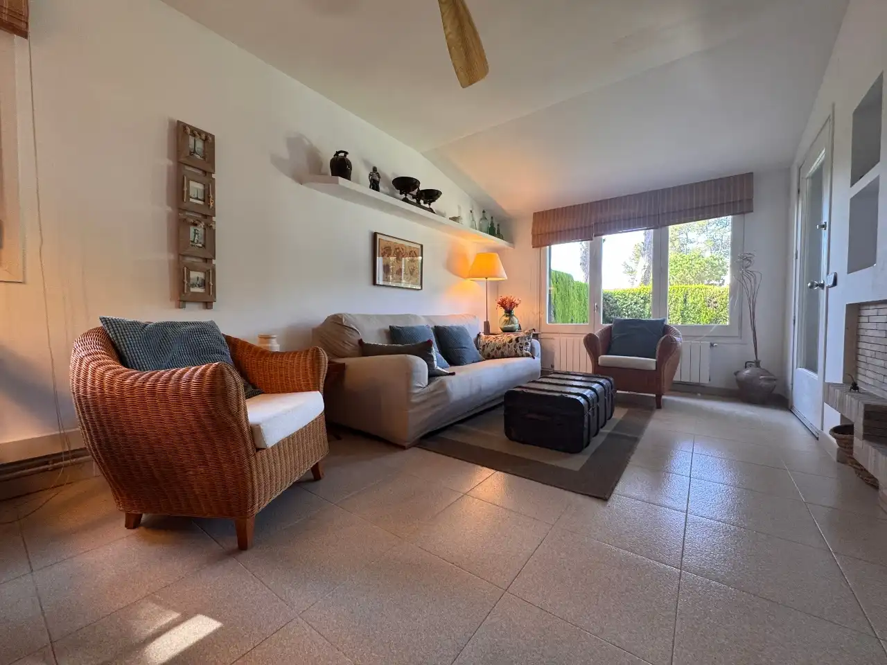 Wohnzimmer von Haus oder Chalet zum Verkauf in Palafrugell mit Klimaanlage, Privatgarten und Terrasse