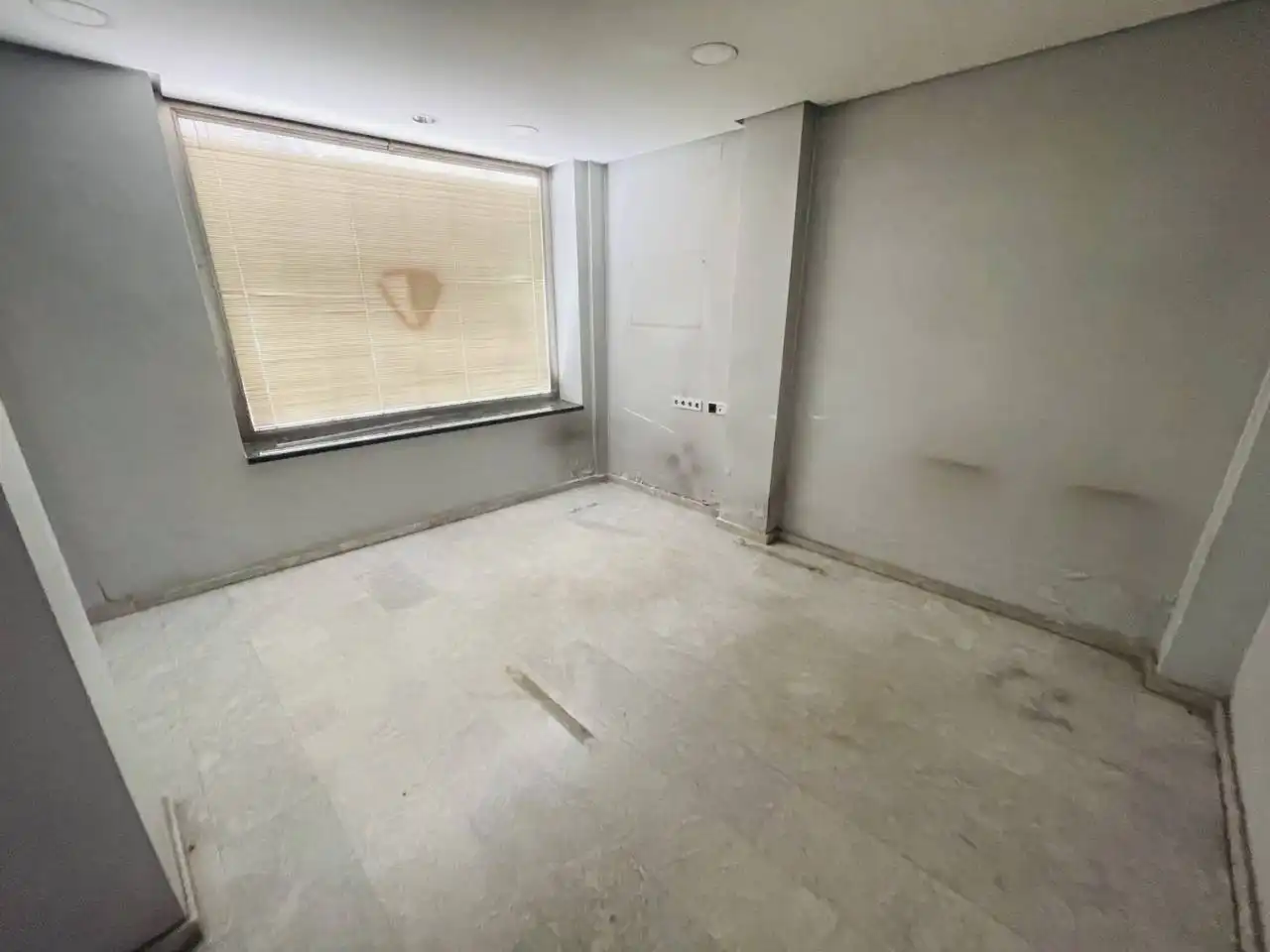 Commercial properties for sale in Murcia  with Air Conditioner