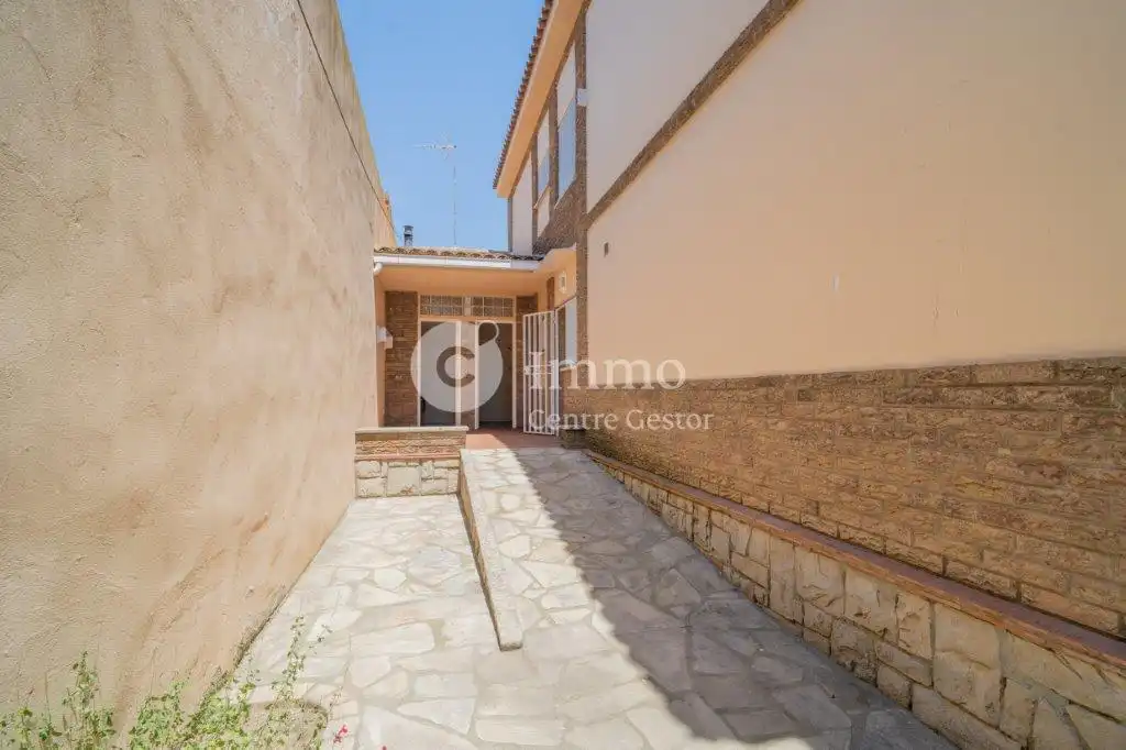 Exterior view of Houses for sale in Fondarella  with Heating, Private garden and Swimming Pool