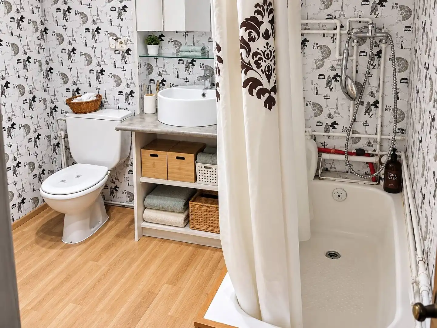 Baño de Casa o chalet en venta en Vilafant con Aire acondicionado, Parquet y Terraza