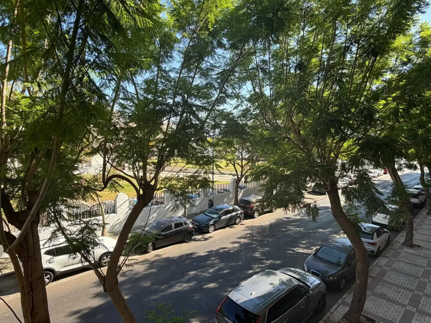 Vista exterior de Pis en venda en Torremolinos amb Alarma i Piscina comunitària