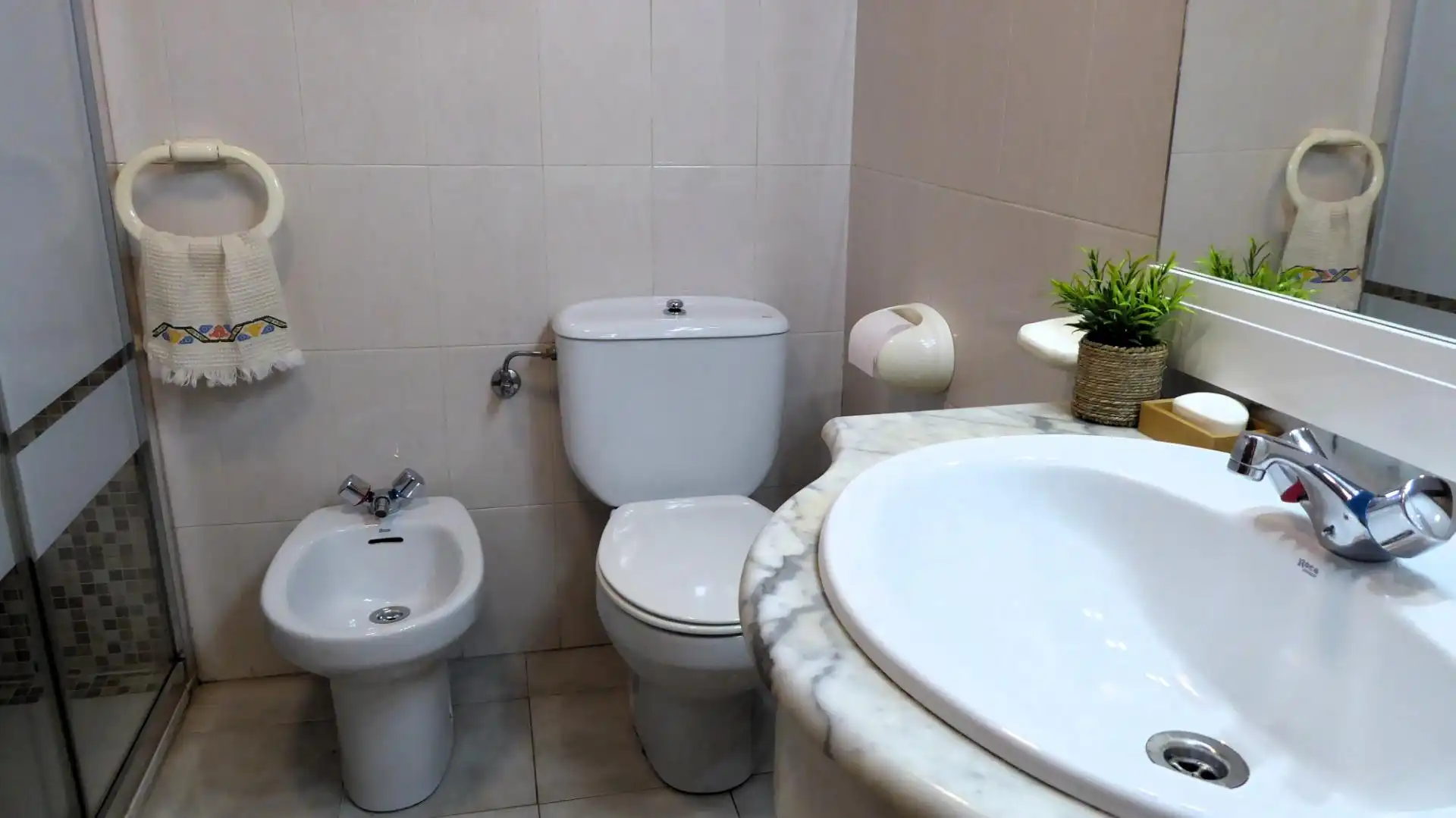 Baño de Dúplex en venta en Berriozar con Calefacción, Parquet y Trastero