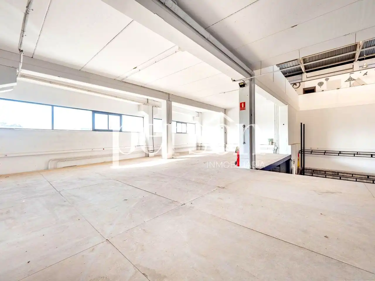 Industrial buildings for rent in Sedaví