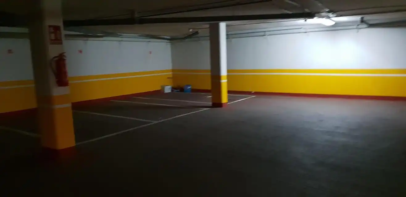 Aparcamiento con ascensor en venta en DOCTOR SALVADOR CABALLERO GARCIA, imagen 3