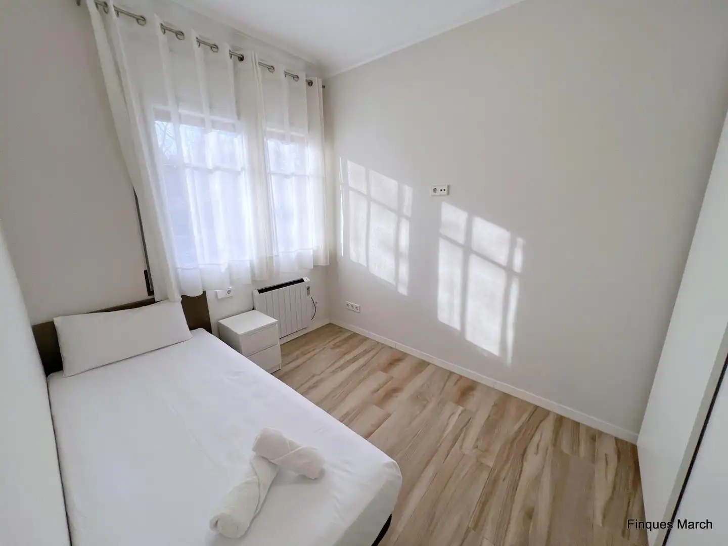 Habitación de Piso en venta en Barcelona con Aire acondicionado y Amueblado