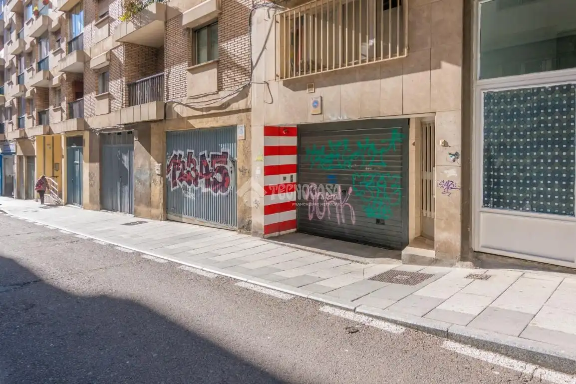 Individual for sale in Garrido