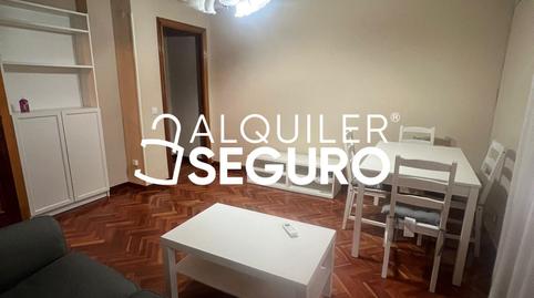 Photo 3 of Flat to rent in Hermanos Gómez, Ventas, Madrid
