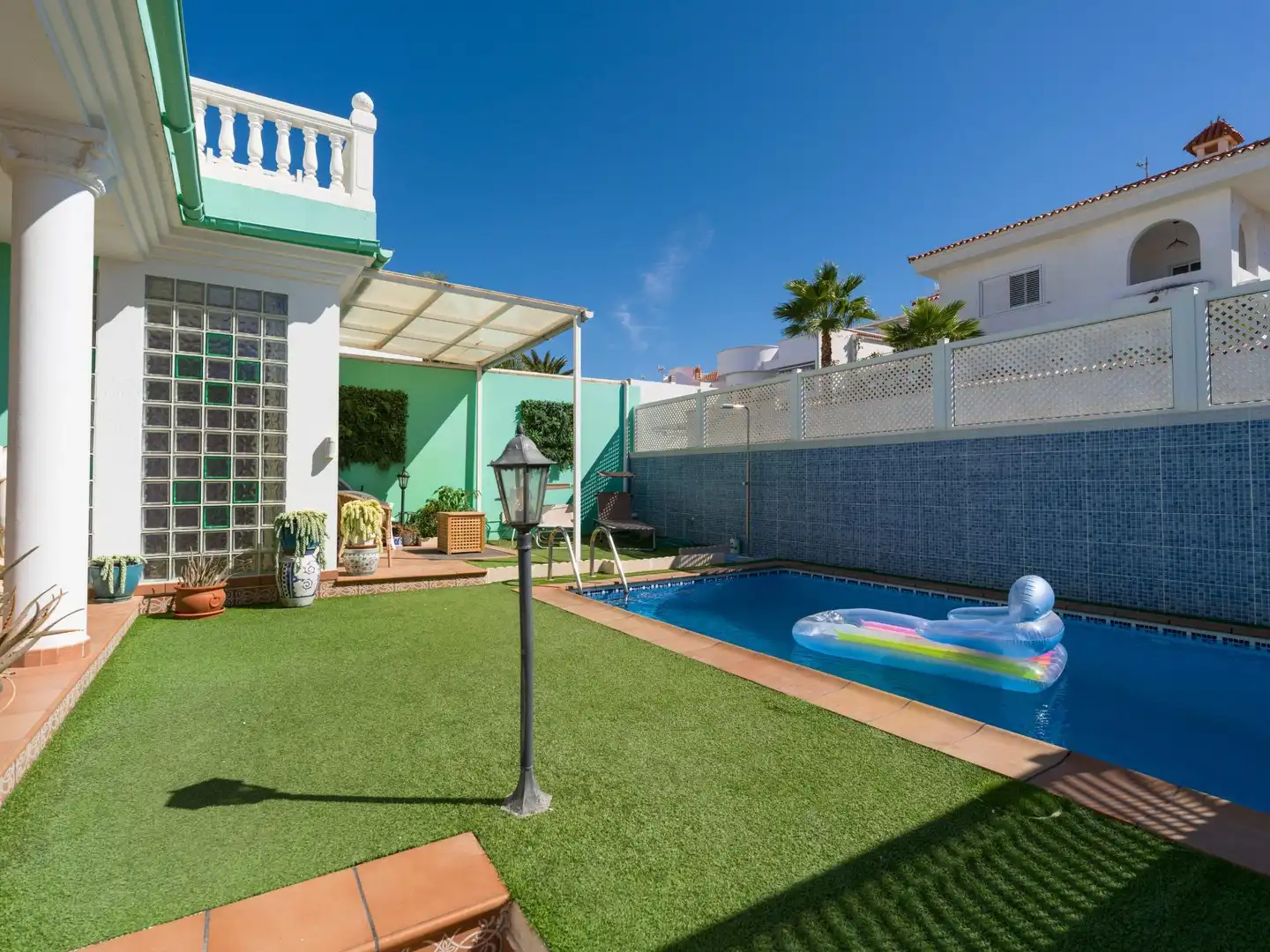 Piscina de Casa o xalet en venda en San Bartolomé de Tirajana amb Aire condicionat, Jardí privat i Terrassa