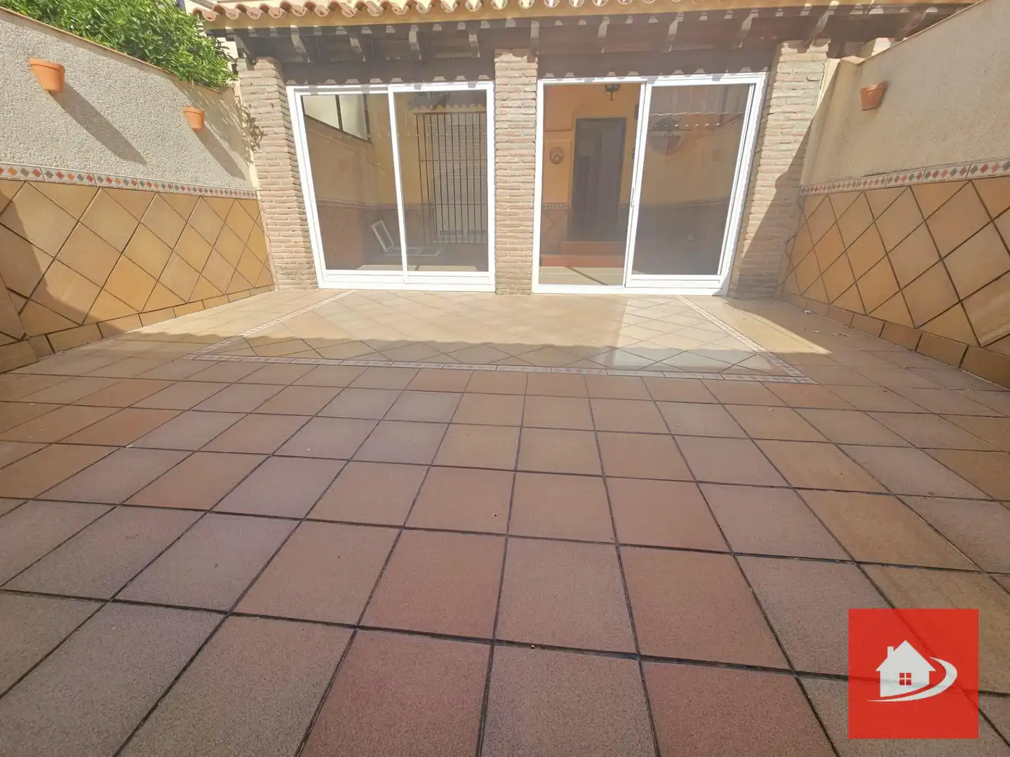 Terrace of Detached homes for sale in Sanlúcar de Barrameda