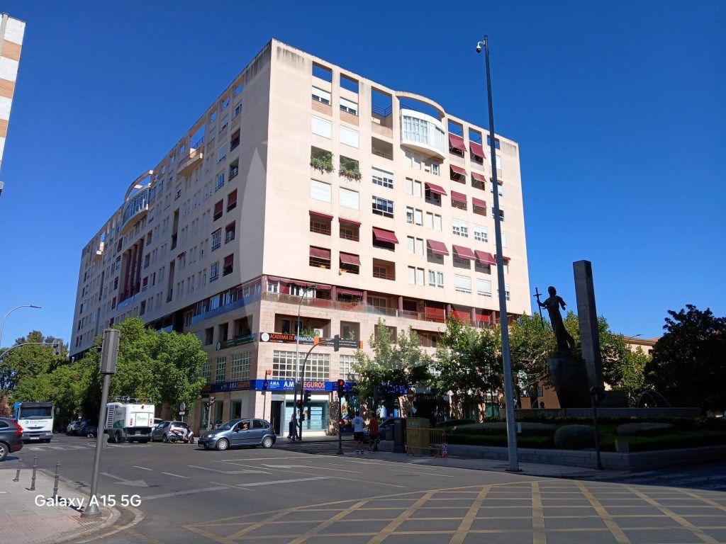 Flat to rent in N/A, Casco Antiguo