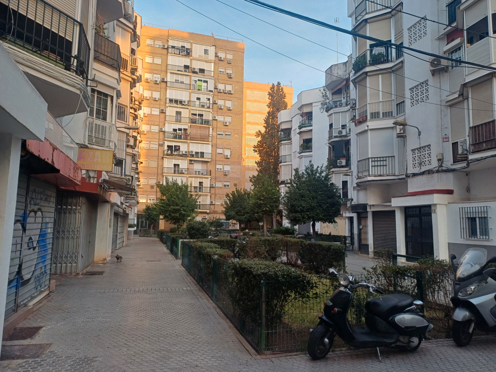 Exterior view of Flat for sale in  Sevilla Capital  with Air Conditioner