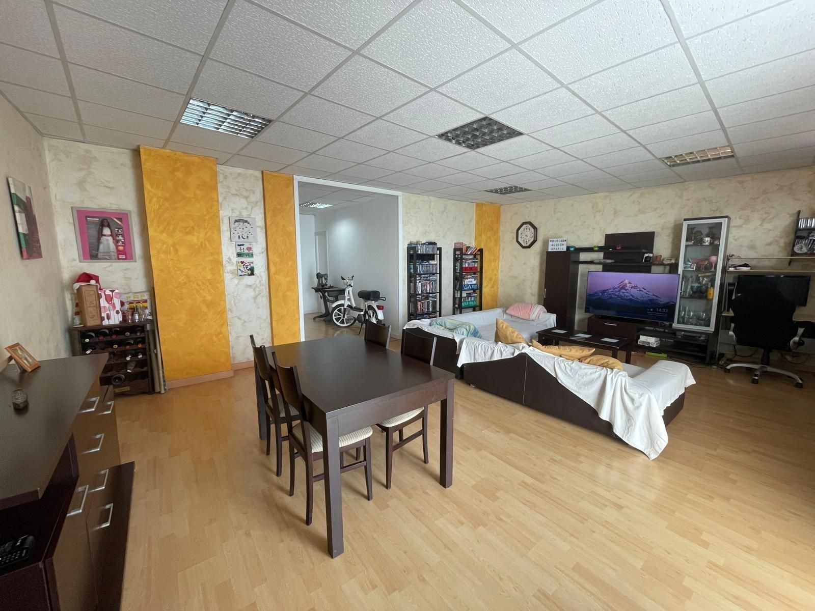 Planta baja en venta en Binissalem
