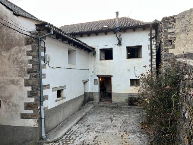 Finca rústica en Venta en Calle Barrio Campo en Borau