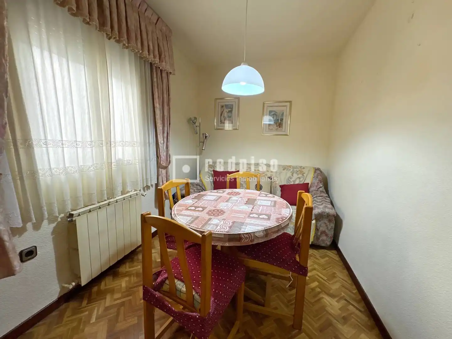 Dining room of Flat for sale in Madrid  with Air Conditioner, Heating and Parquet flooring