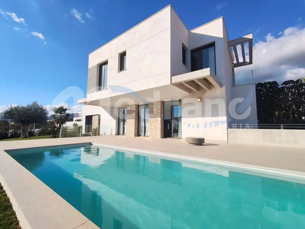 Haus zum Verkauf in Calle Praga, imagen 3