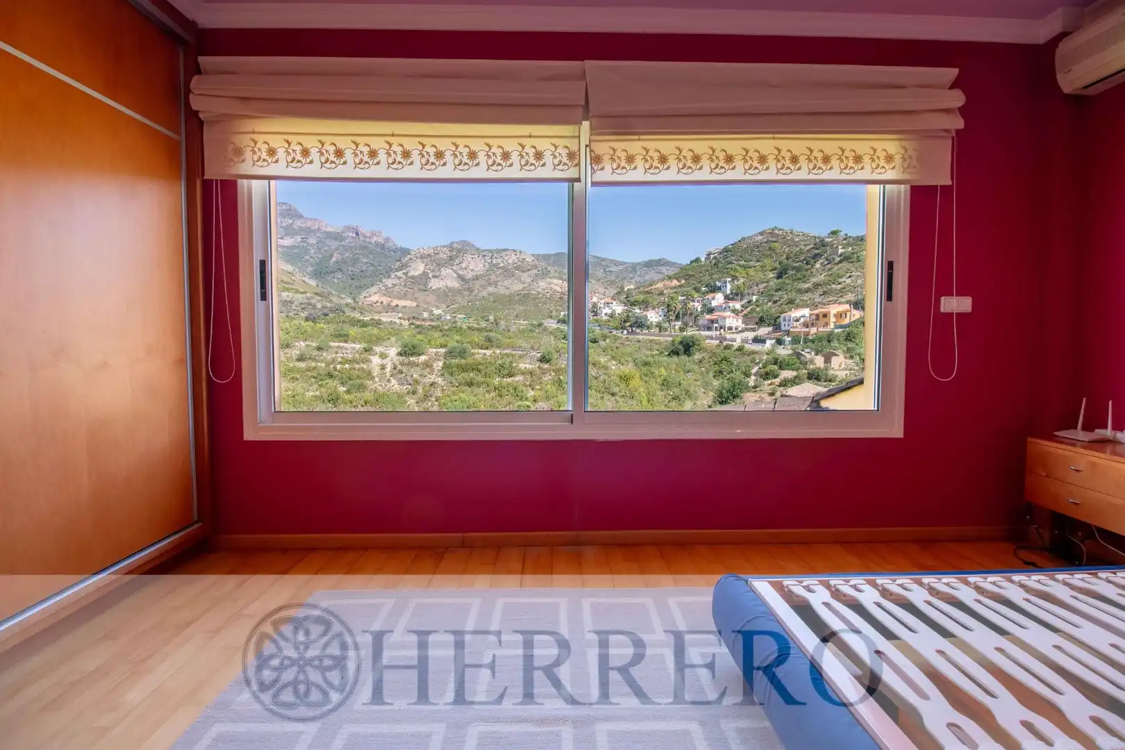 Habitación de Casa o chalet en venta en Gandia con Aire acondicionado, Calefacción y Jardín privado