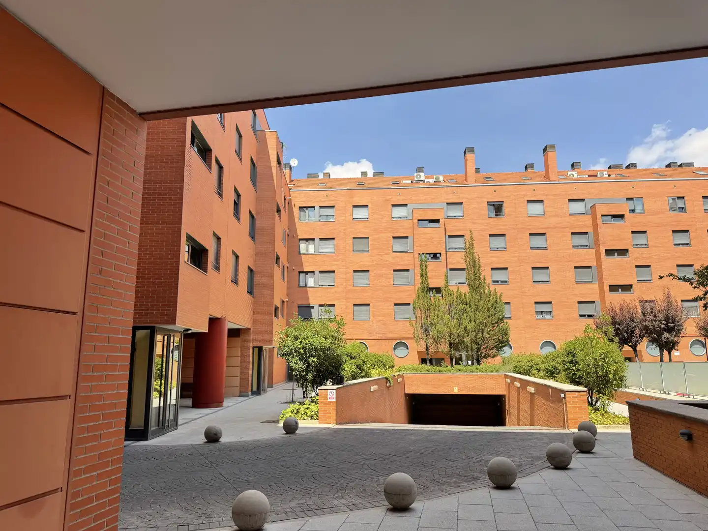 Vista exterior de Pis en venda en Alcalá de Henares