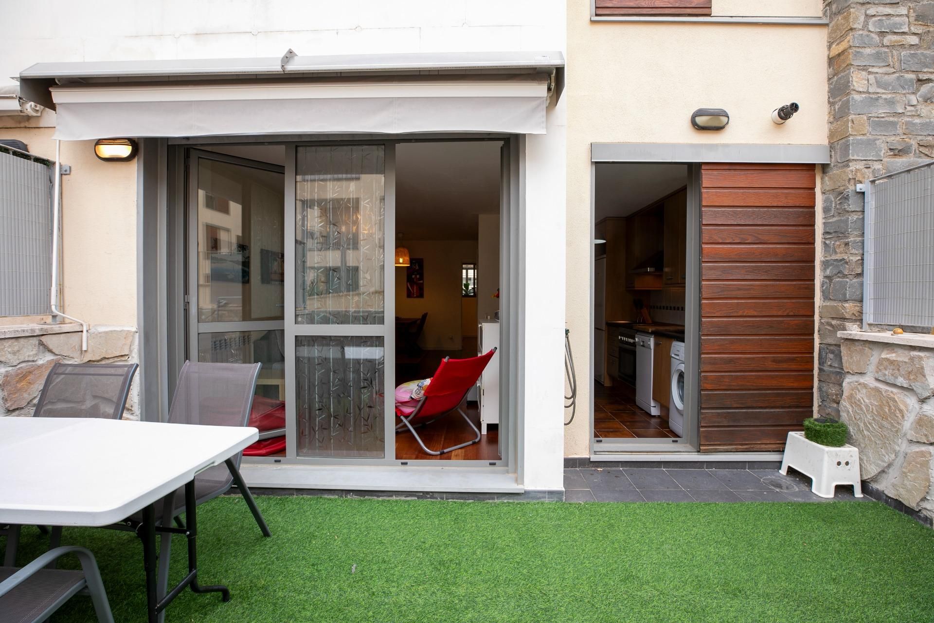 Terrassa de Pis en venda en Sabiñánigo amb Calefacció, Jardí privat i Terrassa