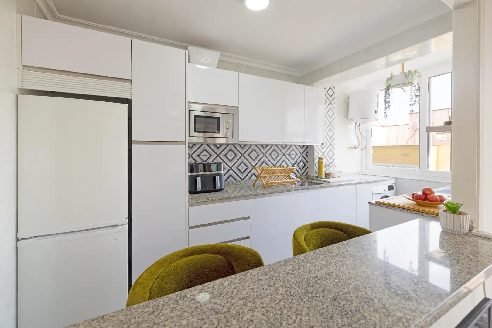 Kitchen of Flat for sale in Málaga  with Air Conditioner, Heating and Terrace
