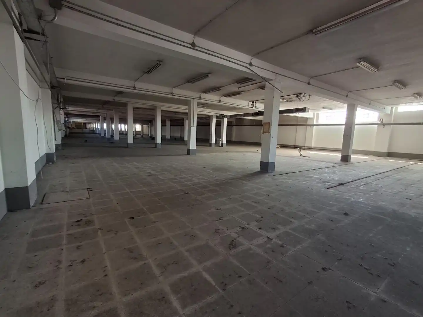 Industriegebäude zur Miete in Ventiun, imagen 52
