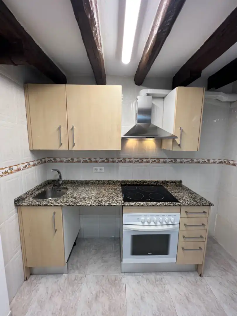 Attic for rent in Carrer de Sant Antoni, Centre