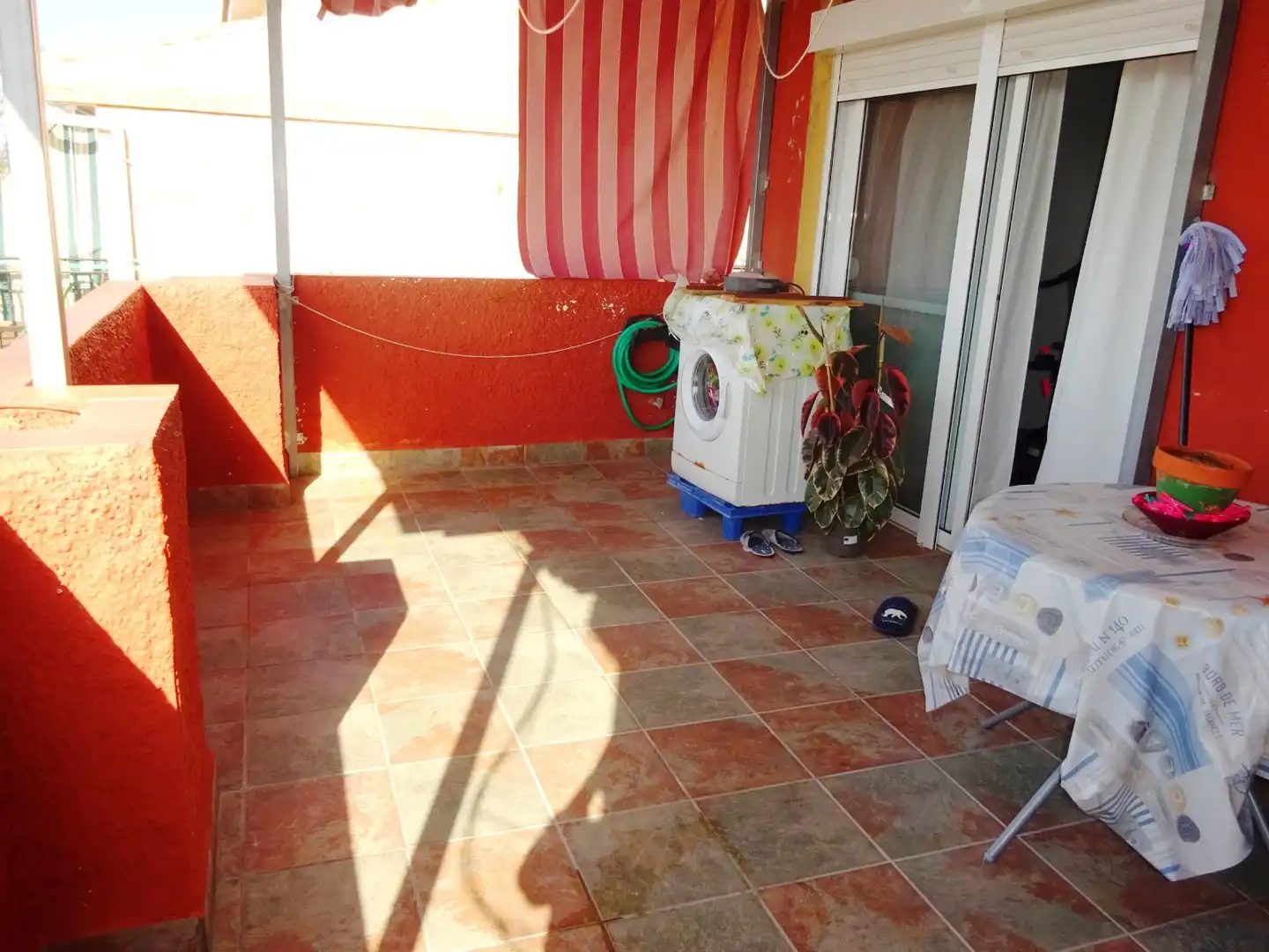 Terrassa de Casa o xalet en venda en Alhaurín de la Torre amb Aire condicionat, Jardí privat i Piscina